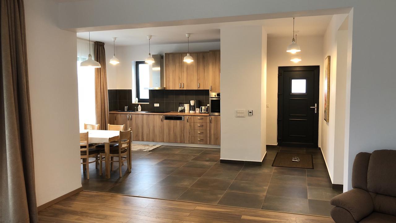 Edanapartments Tohanu Nou Екстериор снимка
